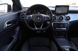 Mercedes-Benz, CLA-Class, 180 D 7G-Tronic Sportpaket AMG Line -Full LED- -FA