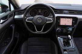 Volkswagen, Passat, 1.6 CR TDI DSG-Tiptronik Elegance IQ.LIGHT - MATRI